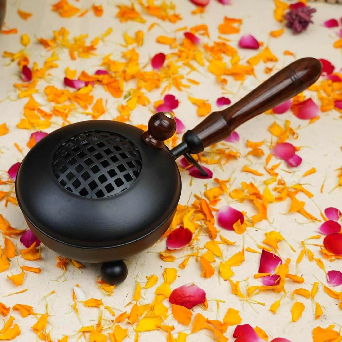 Loban Dani Metal Incense Burner